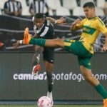 Botafogo stumble in Brazilian Serie A title race