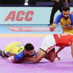 PKL 10: Rakesh's 14 points help Gujarat Giants break losing rut, climb to 4th on table
