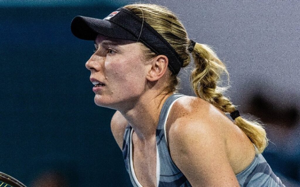 Alexandrova posts upset with victory over Pegula to enter Miami semifinal