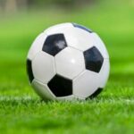 Mazzantti leads Huracan to victory over River Plate