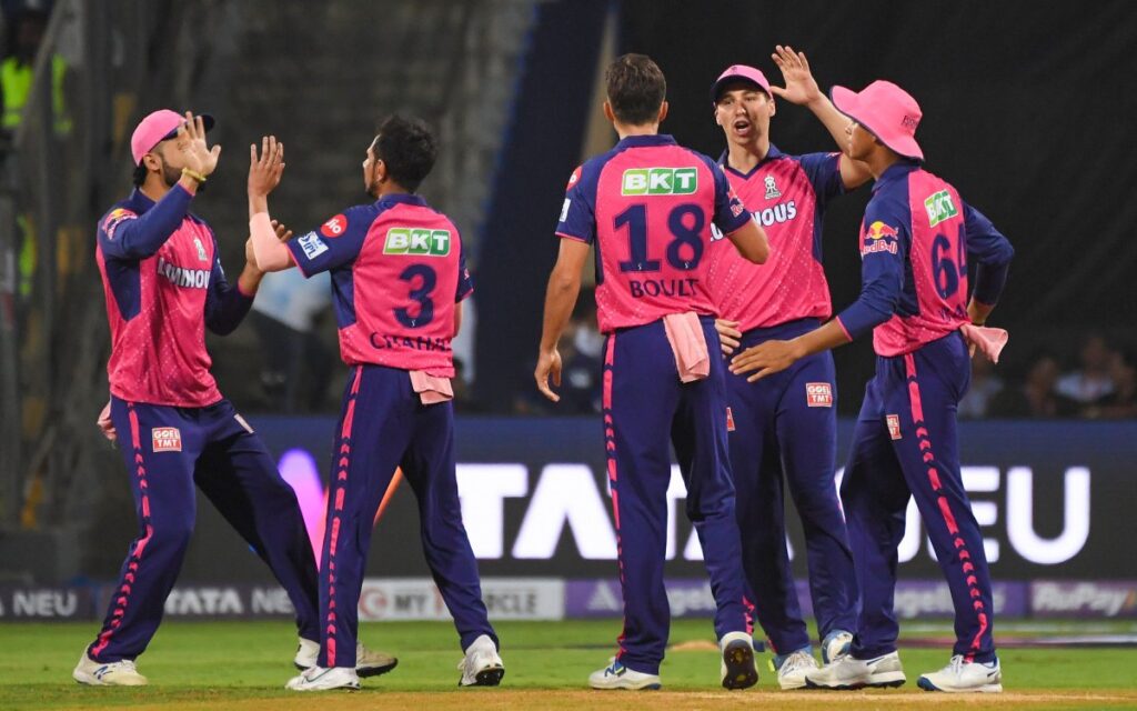 IPL 2024: Shane Bond hails RR bowler's "collective effort" in restricting MI on below-par score