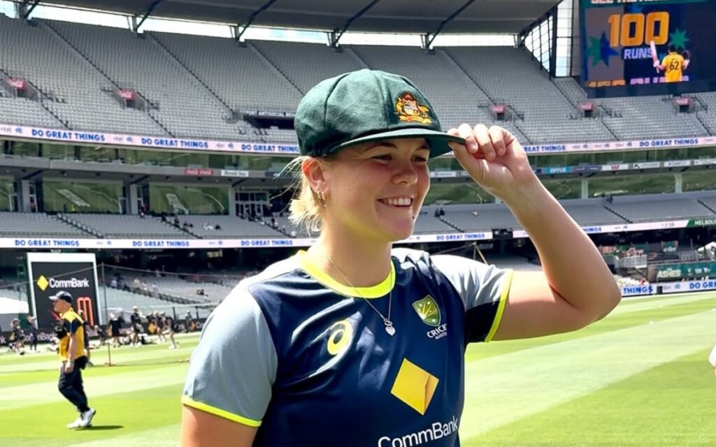 Batting with the best in the world raises your standards, says Voll on learning from Mooney