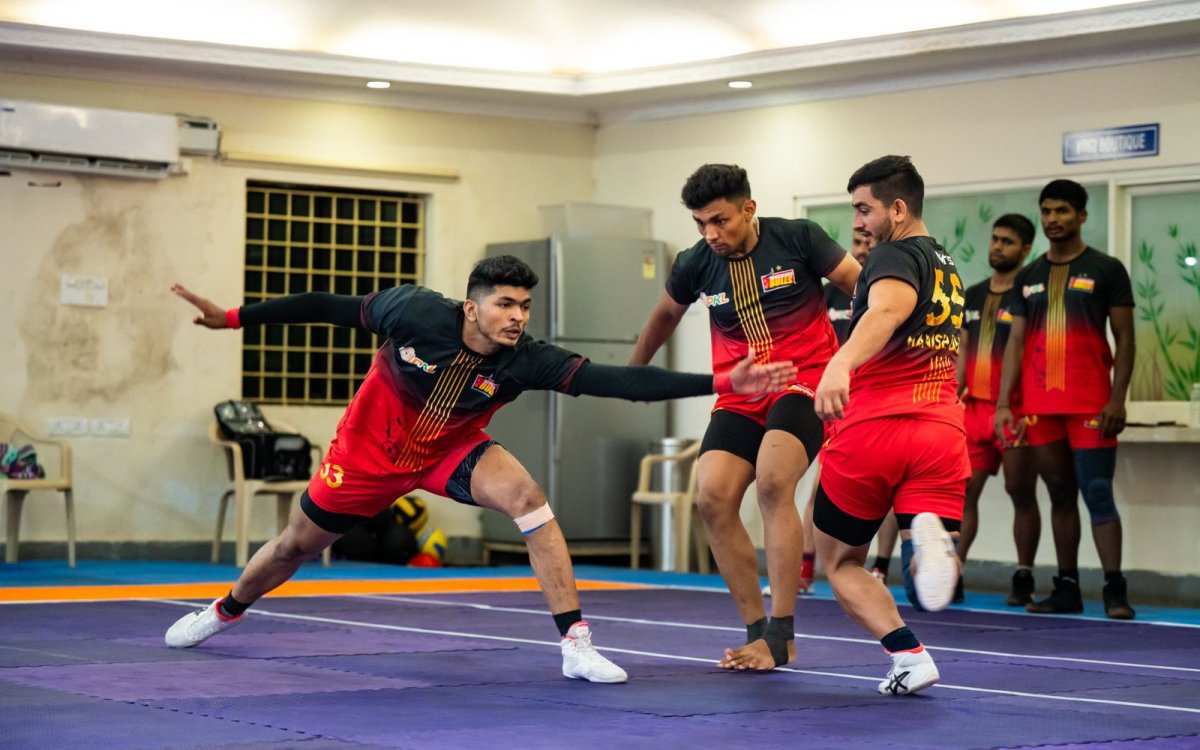 Former PKL champion Akash Shinde ready to chase glory with Bengaluru Bulls