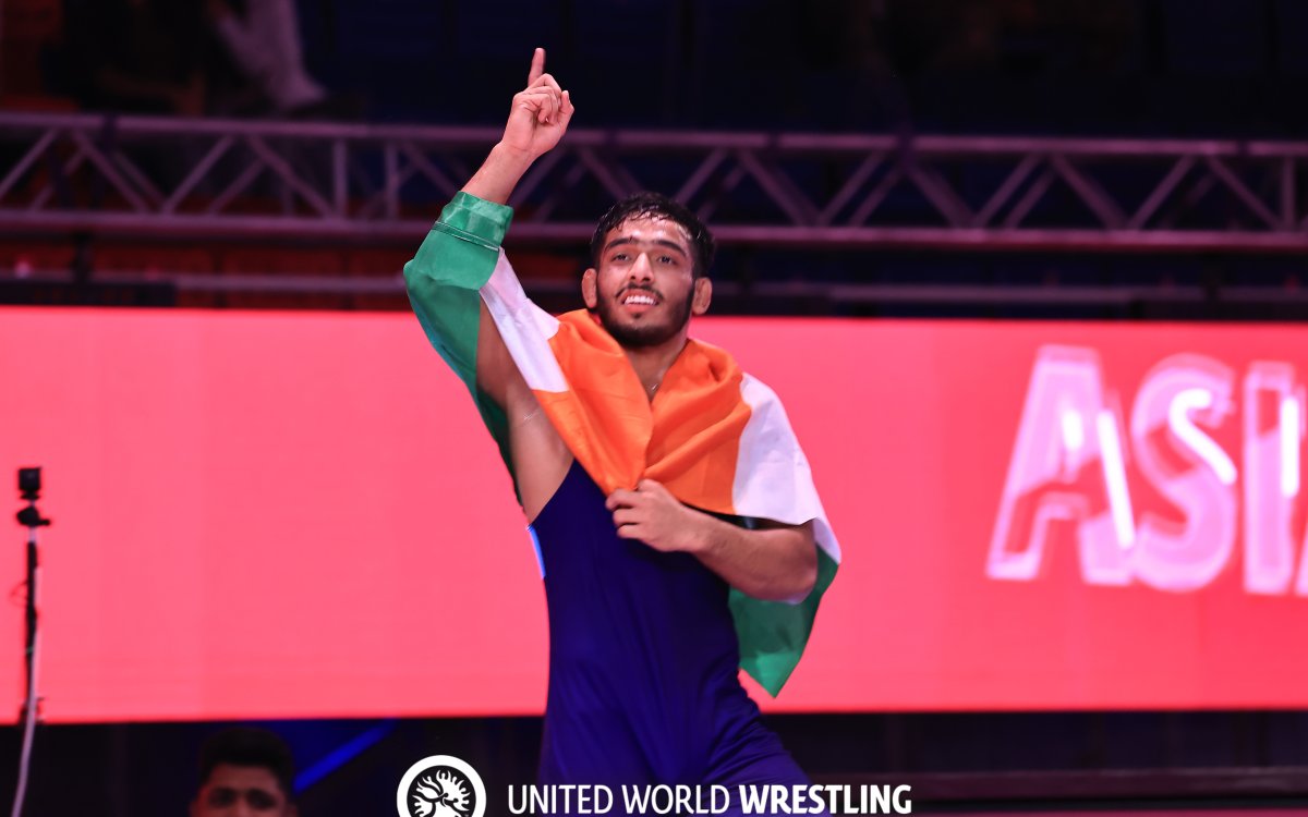 India’s U-20 Women Wrestlers Dominate Asia,  Clinch Champions Trophy With 8 Medals