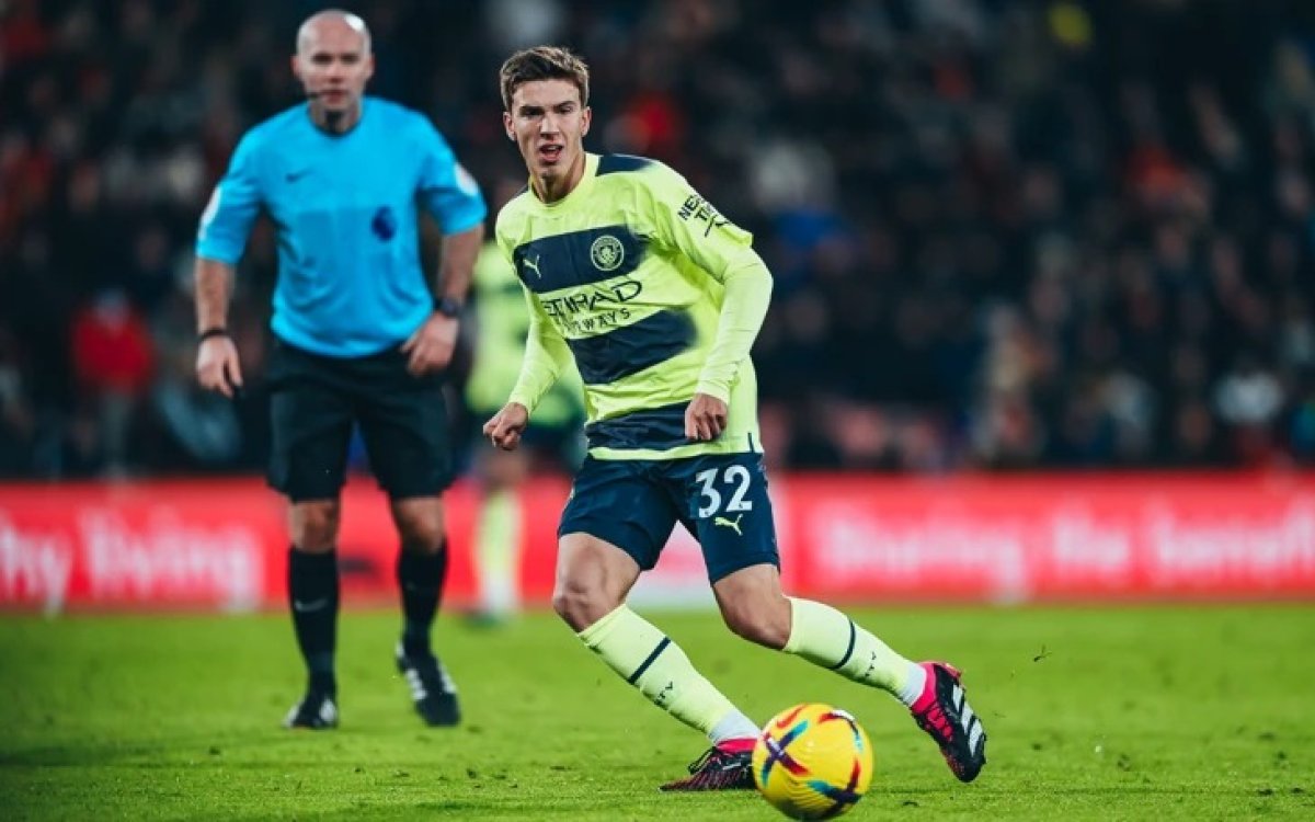 Maximo Perrone Joins Como FC From Man City On Four-year Contract