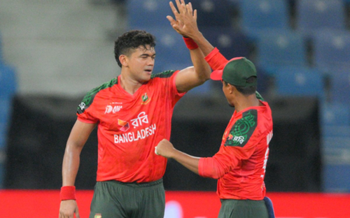Asia Cup: Taskin Ahmed picks 3-28 as Bangladesh restrict Pakistan to 135/8