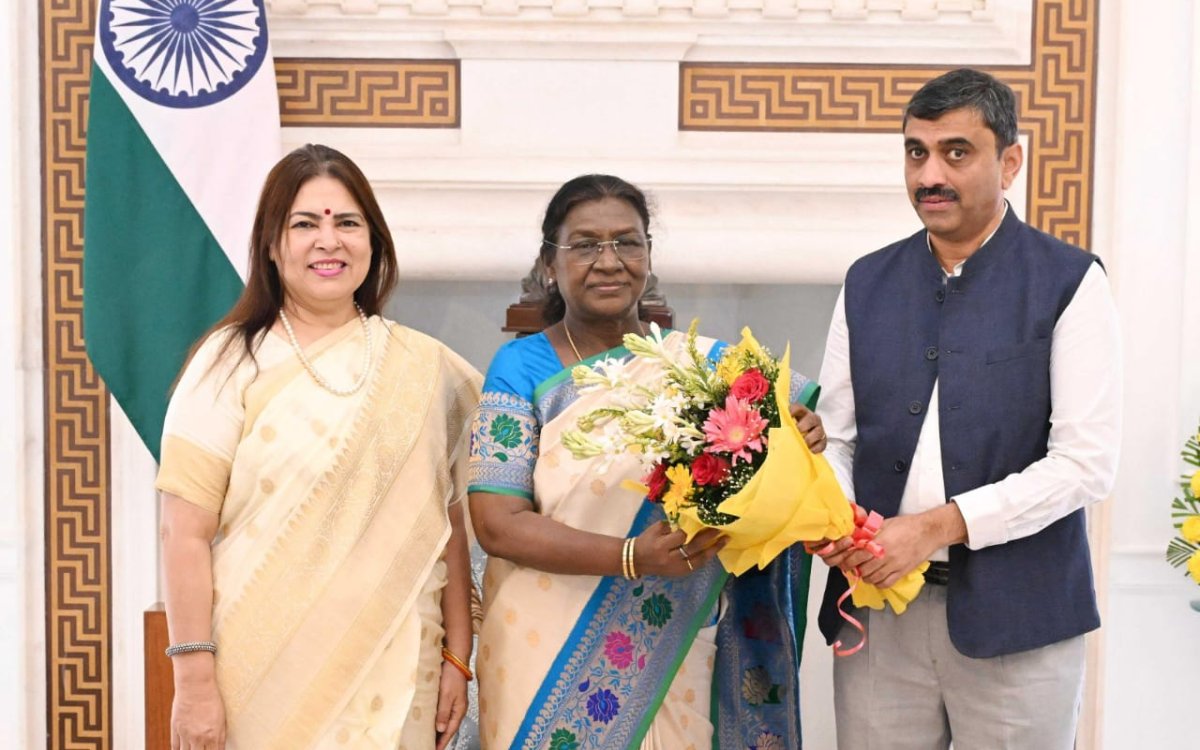 CABI Chairman Meets President Of India Ahead Of Women’s T20 World Cup