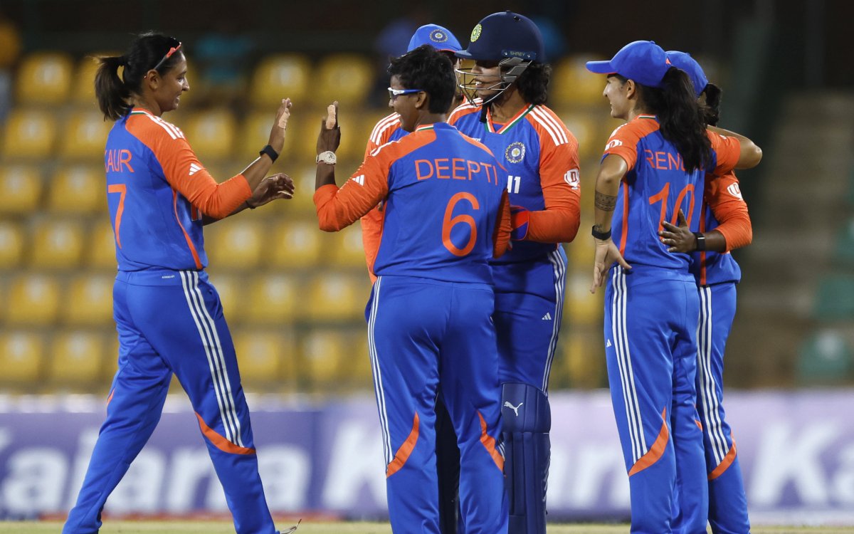 India Fined For Slow Over-rate After Defeat To Australia In Third ODI