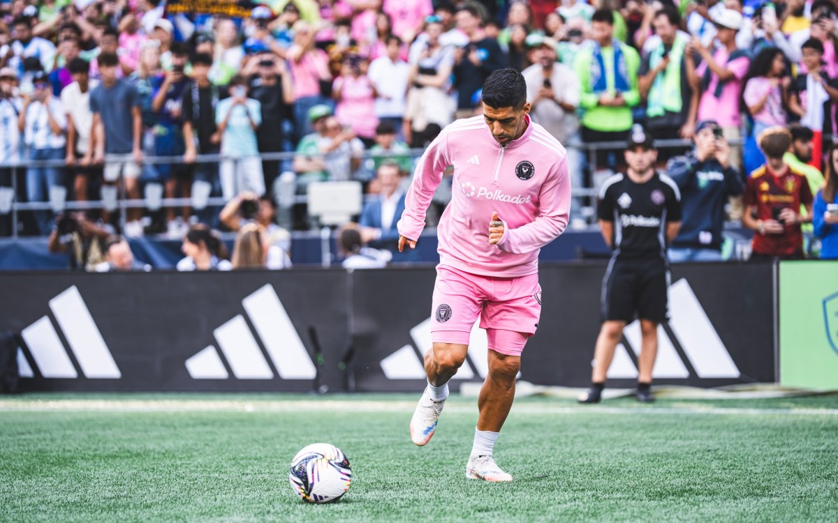 Luis Suarez Handed Six-game Ban For Spitting On Staffer