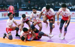 PKL 12: Shadloui, Ankit Dahiya shine as Gujarat Giants dominate UP Yoddhas