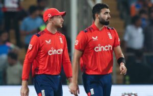 Saqib Mahmood ruled out of Ireland T20Is, Currie named replacement