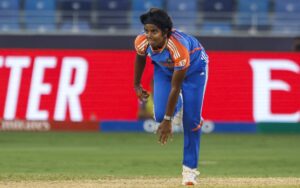 Women’s ODI WC: India dealt huge scare as Arundhati Reddy suffers left knee injury