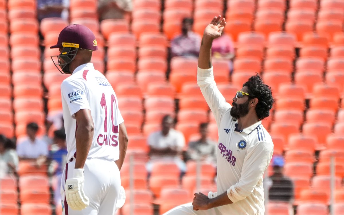 1st Test: Jadeja, Kuldeep, Siraj strike as India eye innings win, reduce WI to 66/5