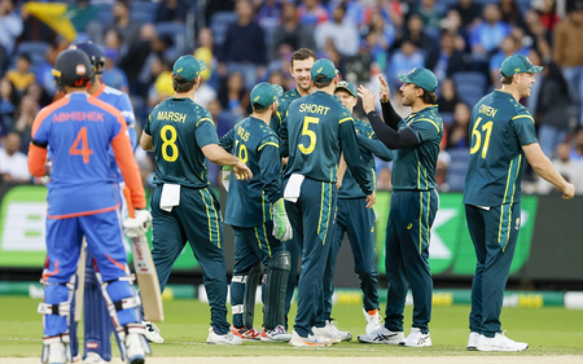 2nd T20I: Hazlewood And Marsh Help Australia Beat India By Four Wickets, Take 1-0 Lead (ld)