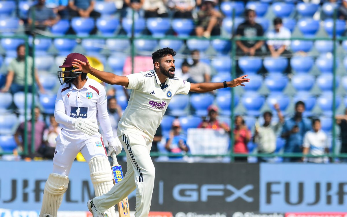 2nd Test: Siraj, Sundar Strike As India Reduce WI To 35/2 After Enforcing Follow-on