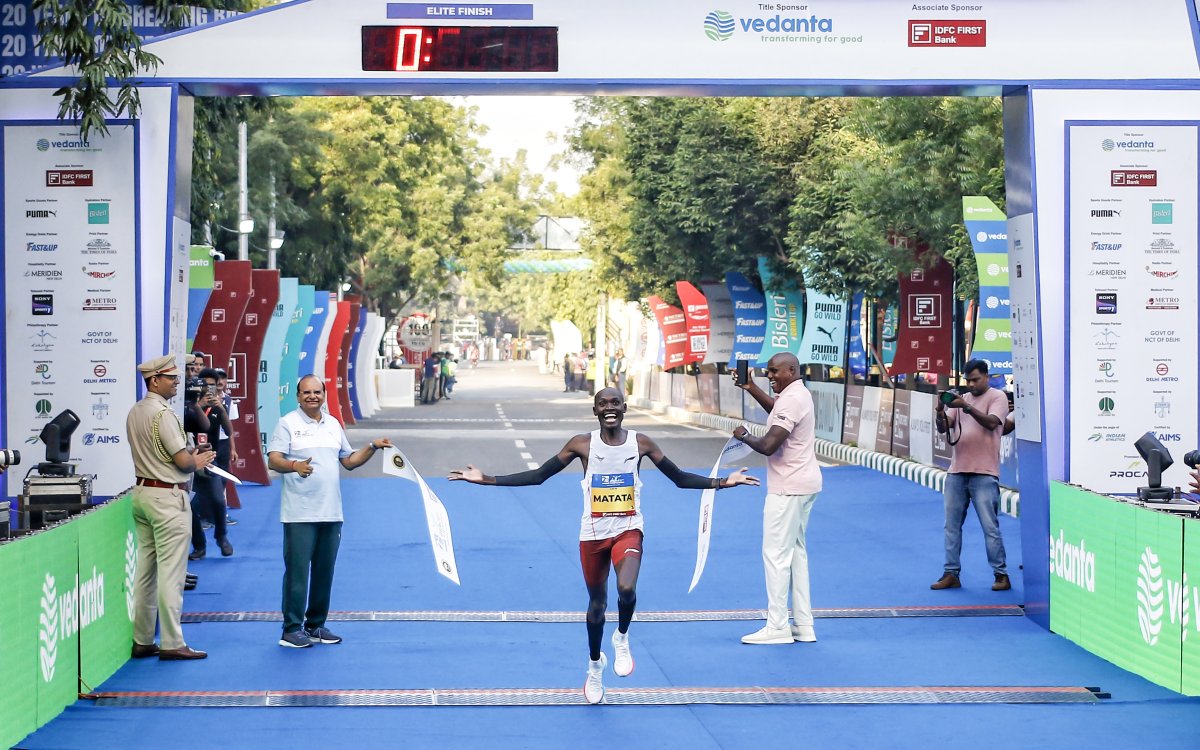 Delhi Half Marathon: Kenyans Matata And Rengeruk Win Memorable Titles; Abhishek And Seema Top Among Indian Runners