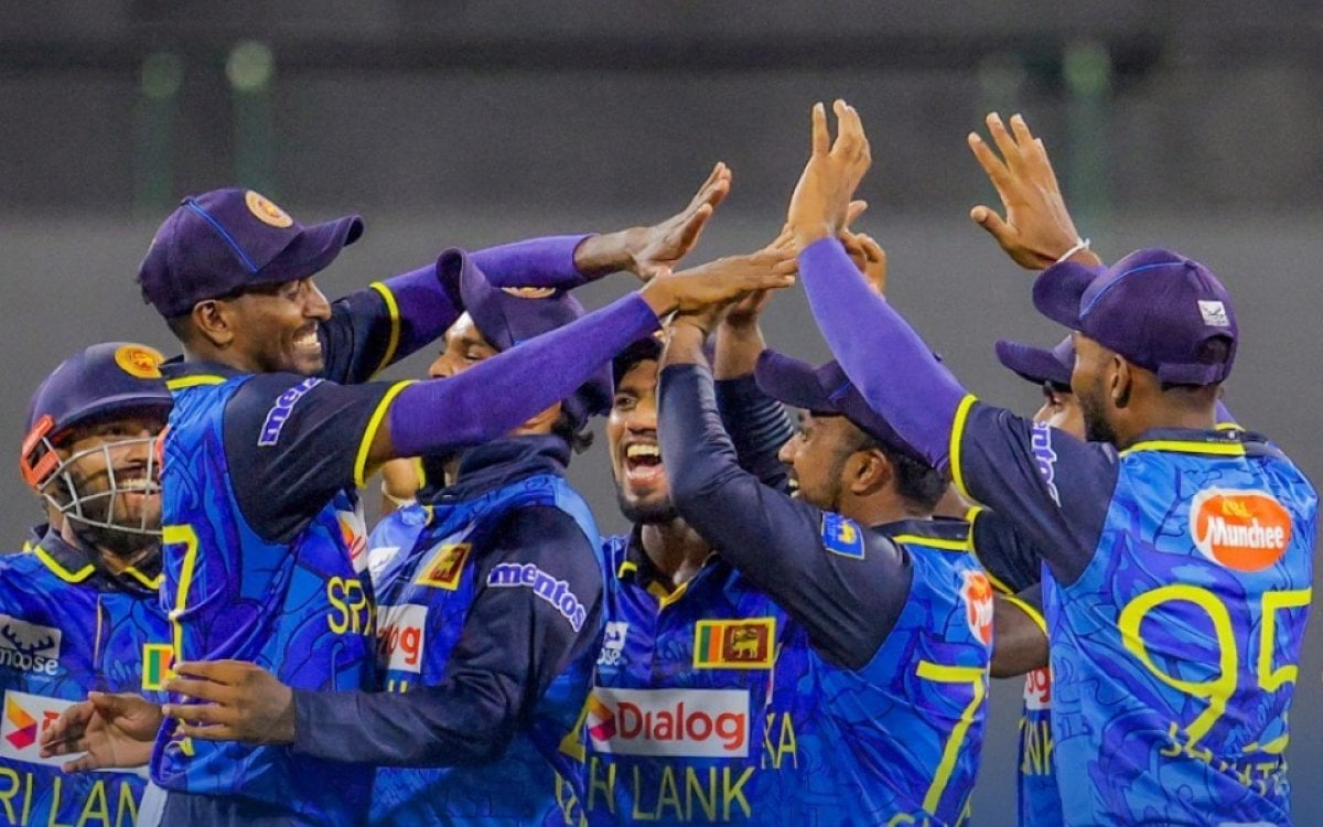 Head Coaches Wood And Ferdinands To Work With SL Men s Cricket Team On  rotational Basis