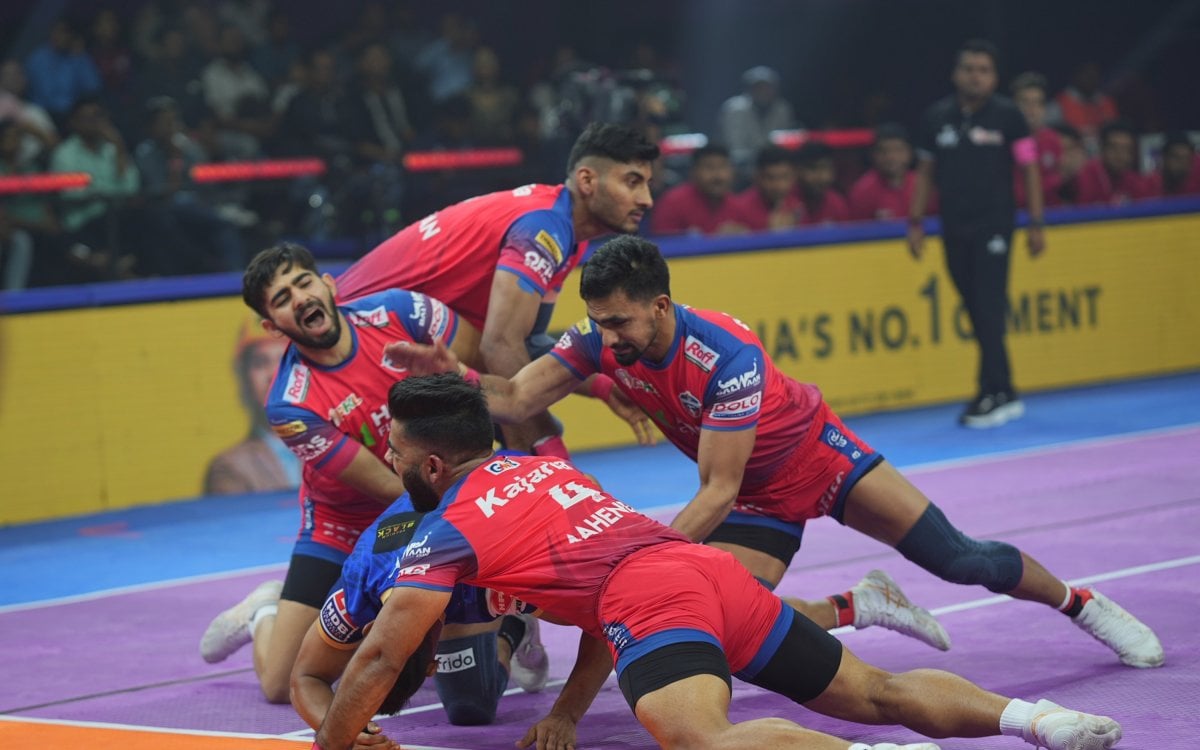 PKL 12: UP Yoddhas Gear Up For Top-table Test Against Dabang Delhi In Chennai