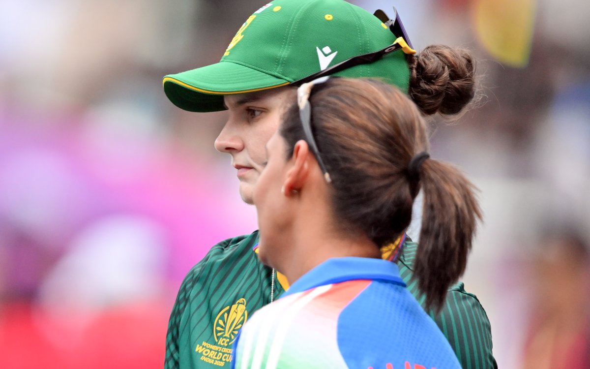 Women's WC: South Africa elect to bowl against India as rain delays start