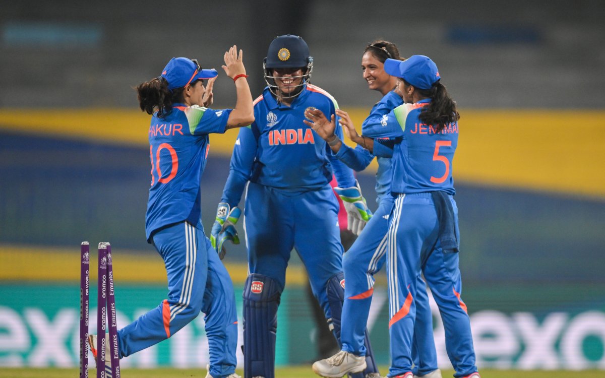 Women’s World Cup: Kranti, Deepti Three-fers Give India Emphatic 88-run Win Over Pakistan (Ld)