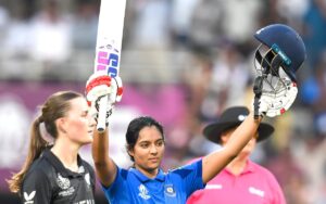 Women's World Cup: Rain halts play in India v New Zealand clash