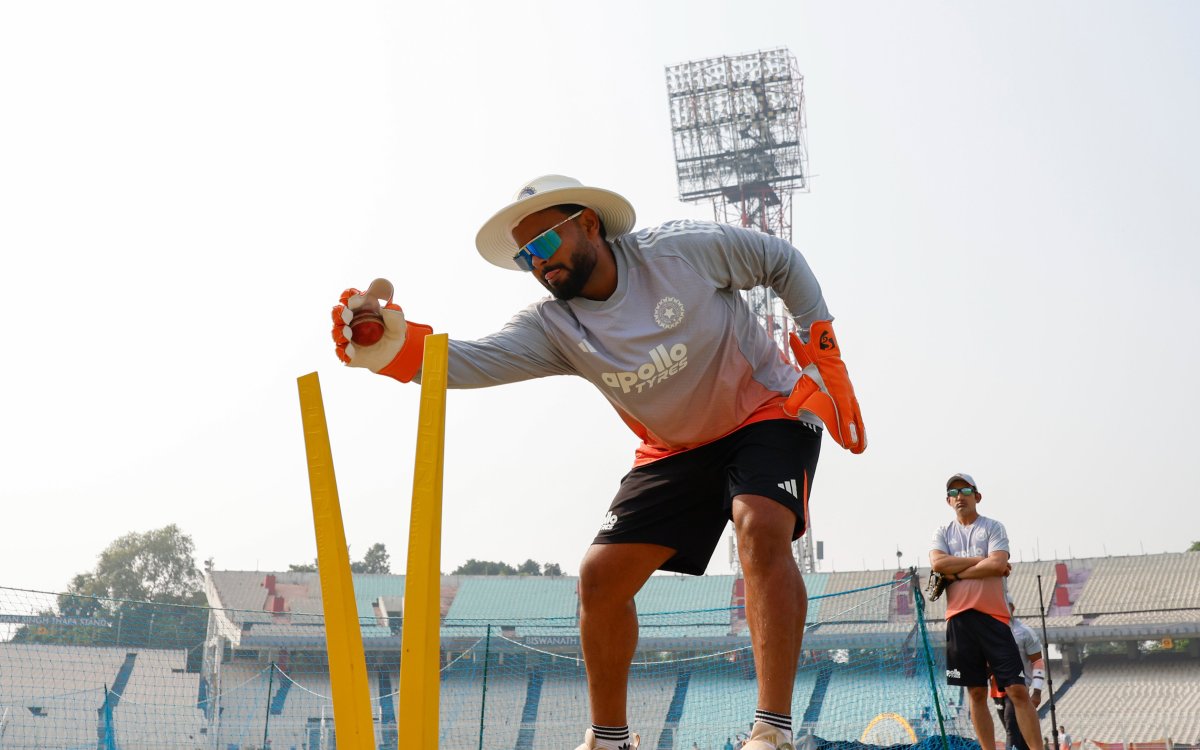 1st Test: Rishabh, Axar Return As South Africa Opt To Bat First Against India