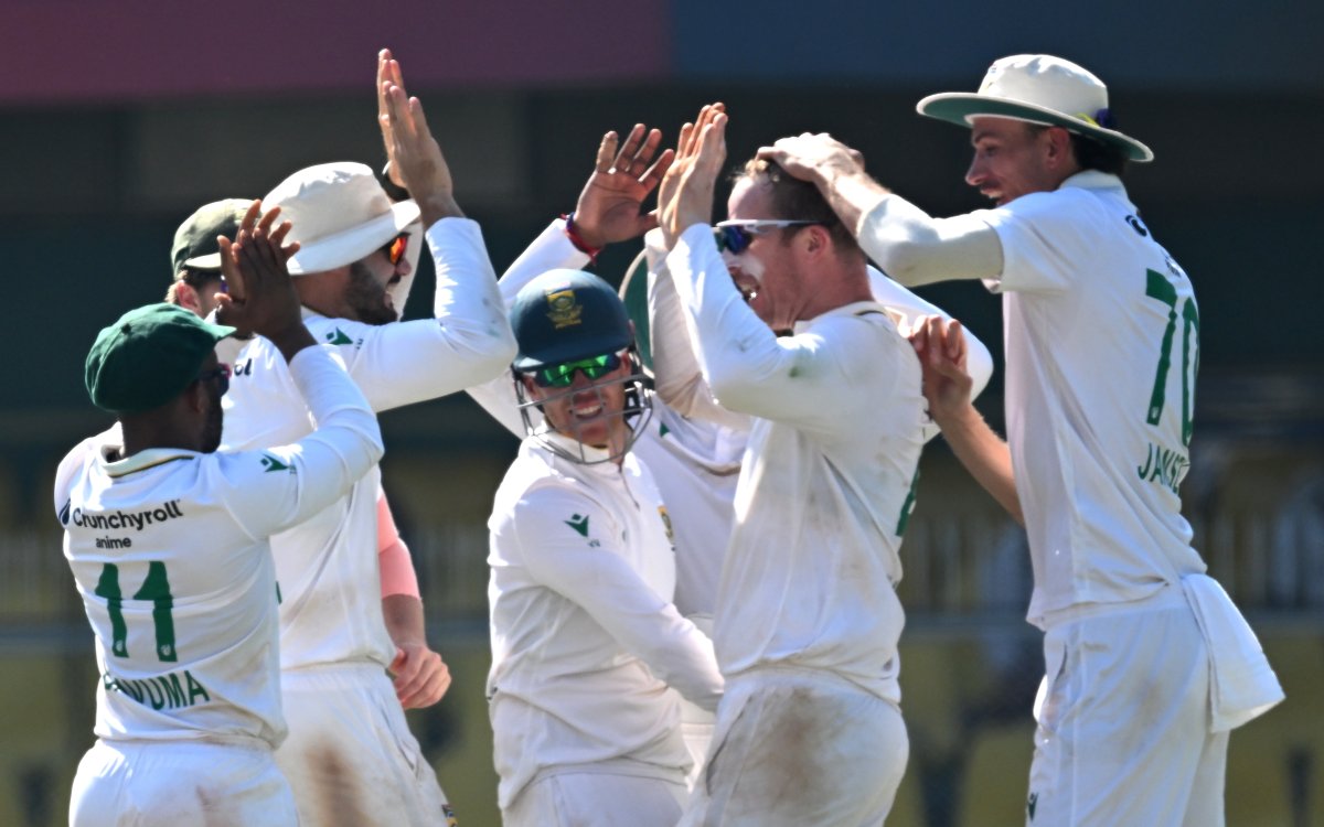 2nd Test: Harmer s 6-37 Helps SA Crush India By 408-run To Seal Series Whitewash