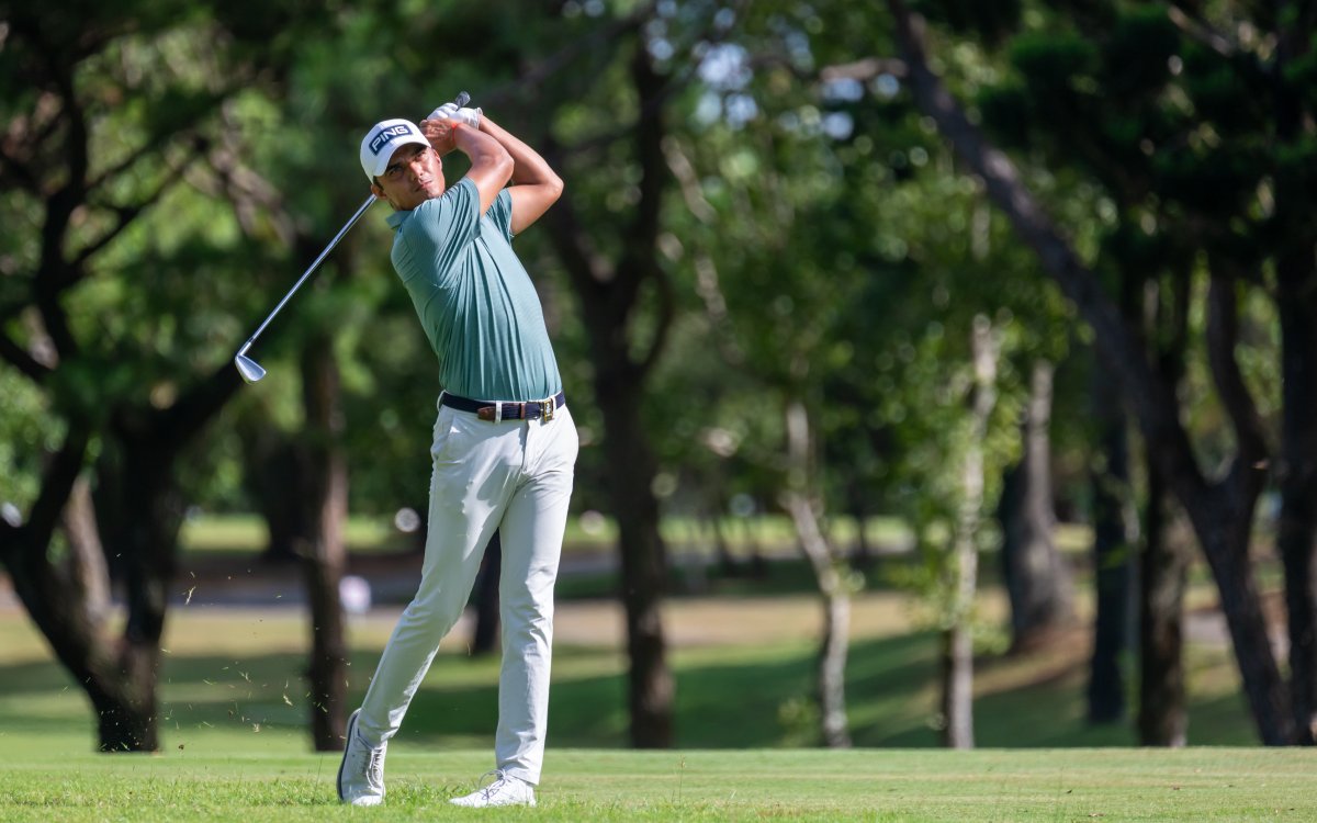 Golf: Ajeetesh Sandhu Lies T-36; Three-way Lead At The Top At Singapore Open