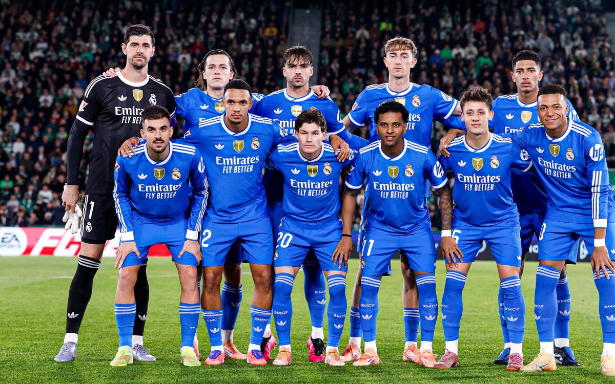 Real Madrid s Lead Cut To One Point With Elche Draw In La Liga