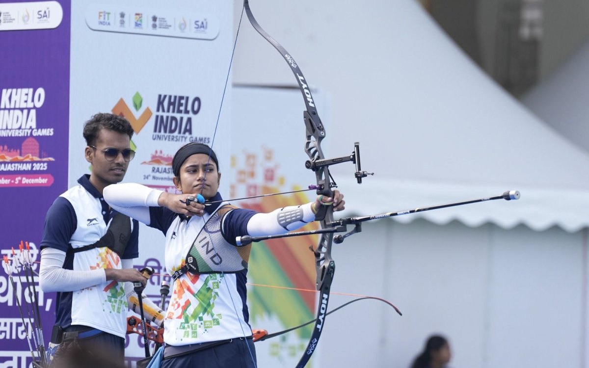 Smiling At Mistakes, Focusing On Present: KIUG Gold Medallist Archer Anshika Shares Her Winning Formula