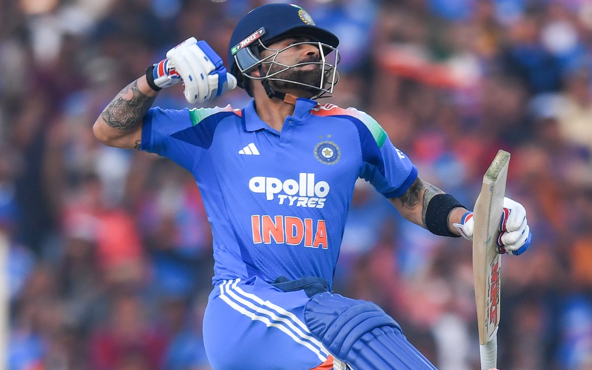 ‘You Know Where This Man Stands,’ Says Sunil Gavaskar As Kohli Breaks Major Tendulkar Record