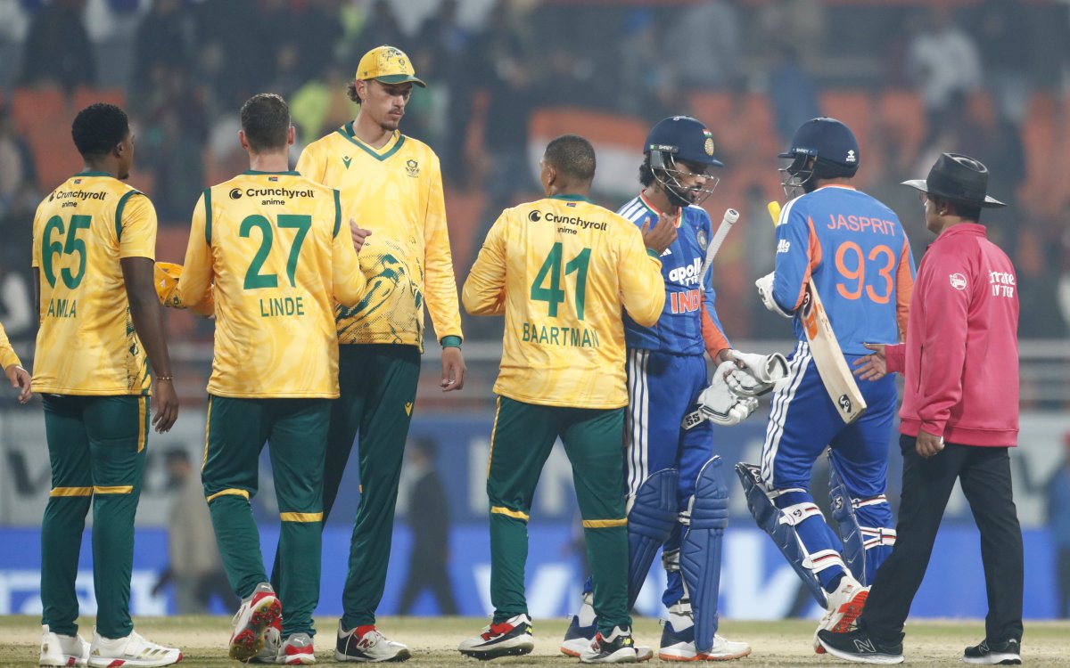 2nd T20I: Baartman picks 4-24 as South Africa level series with 51-run win over India