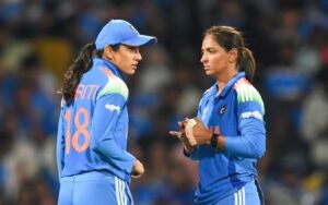 2nd T20I: Harmanpreet opts to bowl as Sneh Rana comes in for sick Deepti Sharma