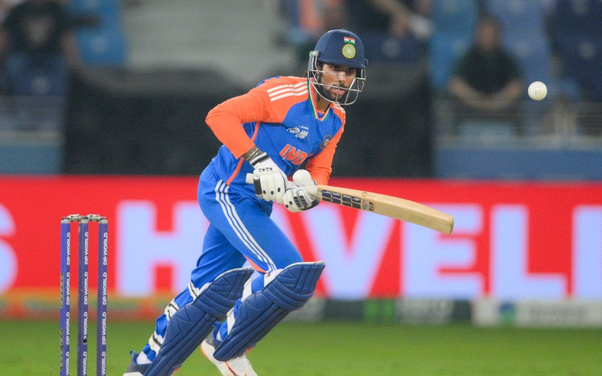 3rd ODI: Tilak comes in for Sundar as India elect to bowl against SA