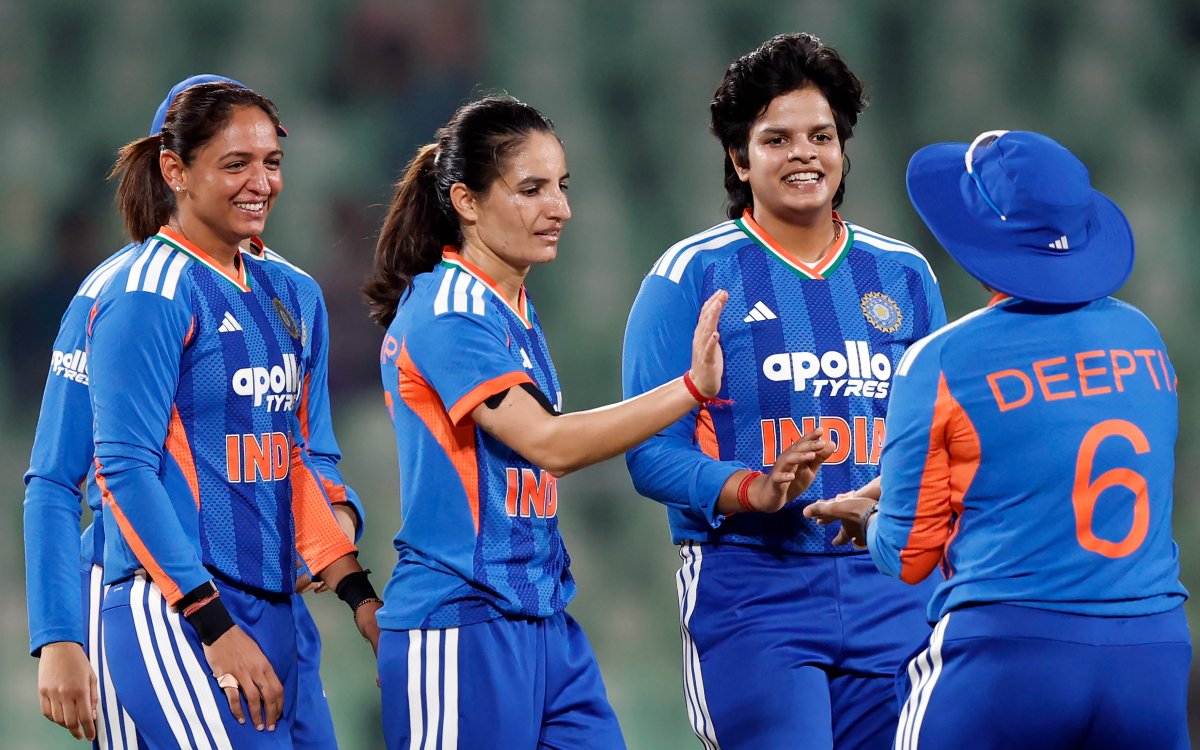 3rd T20I: Renuka’s four-fer, Deepti’s three wickets help India restrict SL to 112/7