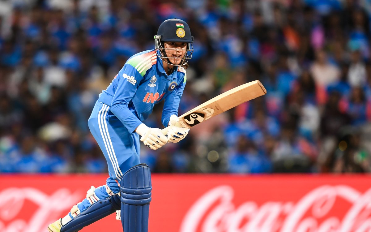 4th T20I: Mandhana becomes second Indian woman batter to cross 10,000 international runs