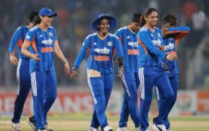 5th T20I: Harmanpreet Kaur and bowlers combine as India whitewash Sri Lanka 5-0