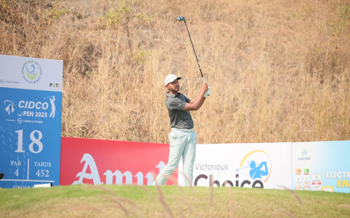 CIDCO Open 2025: Veer Ahlawat fires a second straight 65 to build a three-shot lead in Round Two