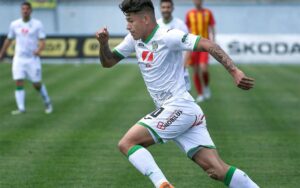 Football transfer watch: Flamengo midfielder Carrascal linked with Marseille move