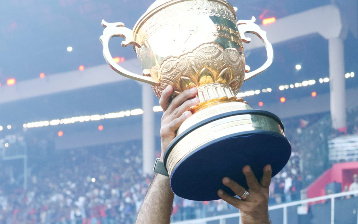 If world gets to see what we discuss, they can do 10-part TV series: Karthik on IPL auction prep