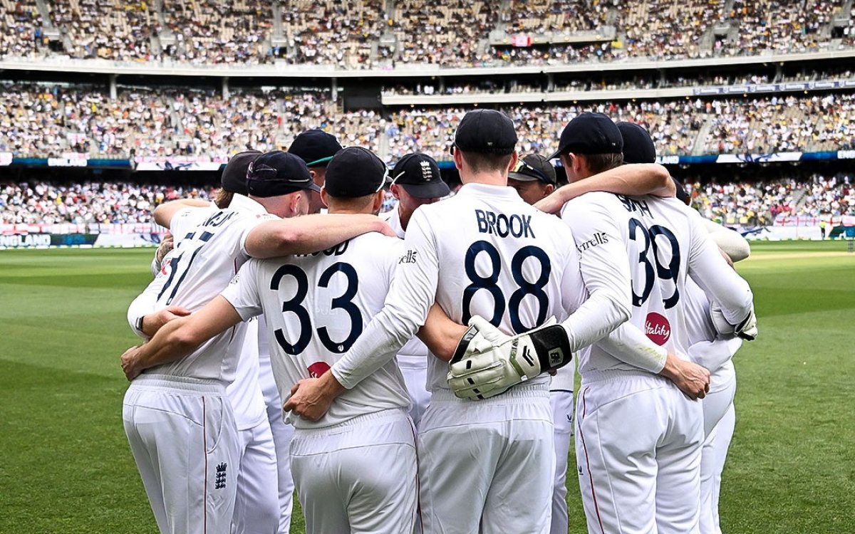 'It’s been a monumental fail': Ian Healy criticises England's 'deflating performance' in Ashes