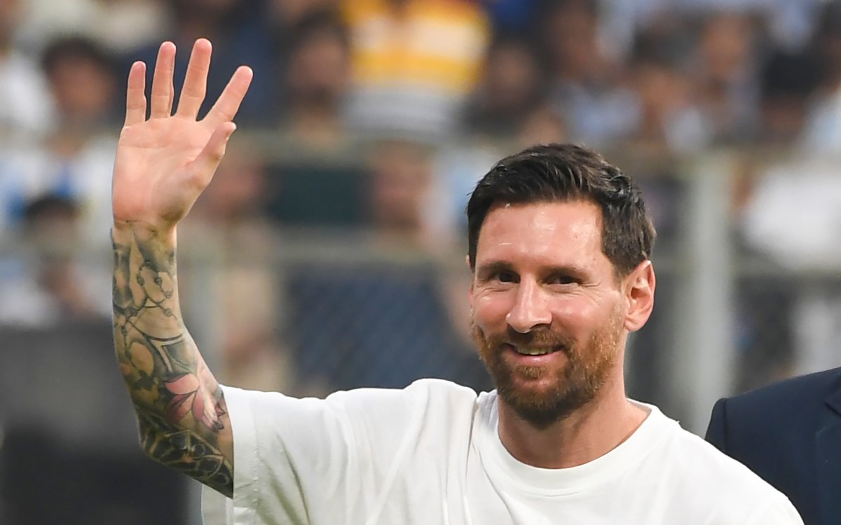 Messi lands in Delhi for final stop of his G.O.A.T Tour