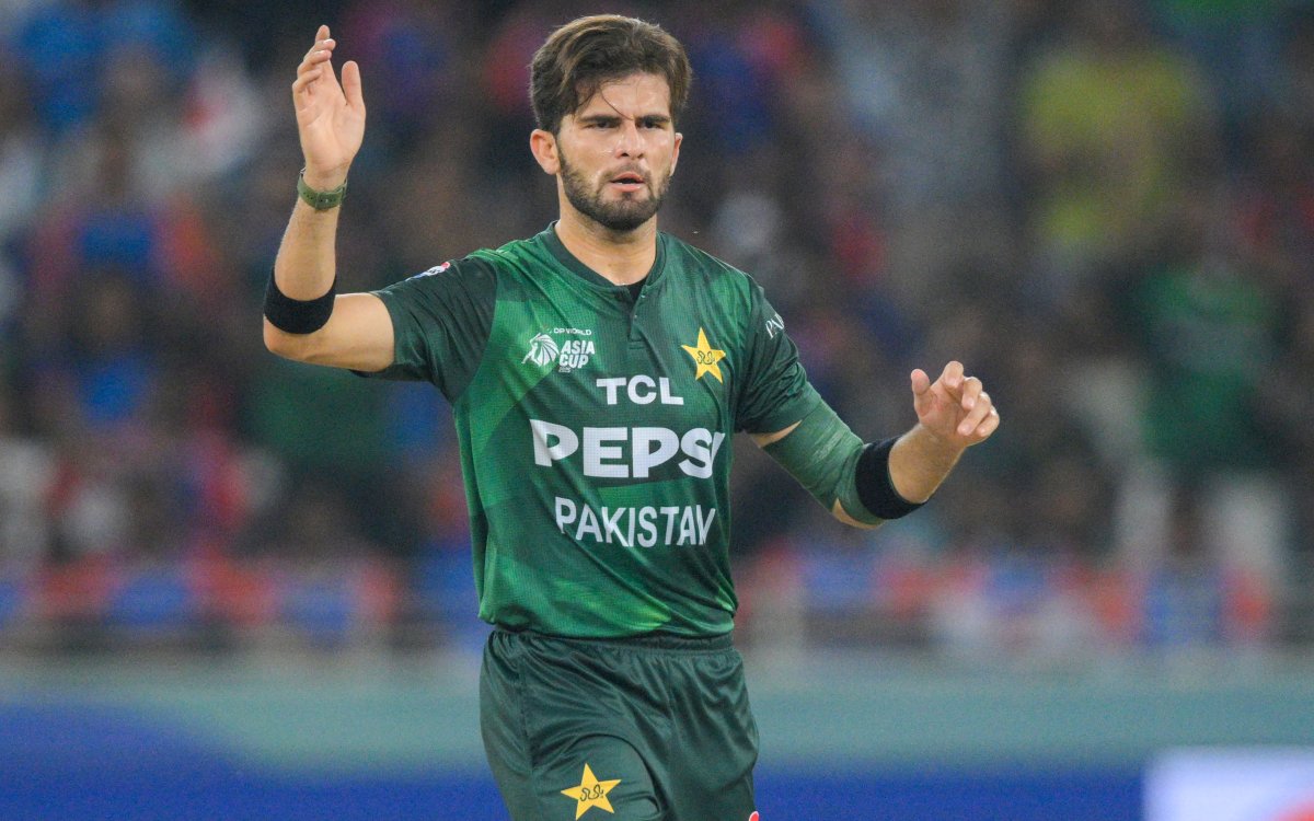 Shaheen Afridi forced to end spell midway on BBL debut due to ‘dangerous bowling’