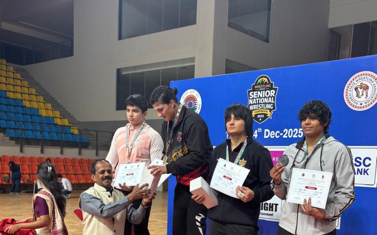 Sr National Wrestling C'ship: Antim, Manisha and Nisha Dahiya win gold medals
