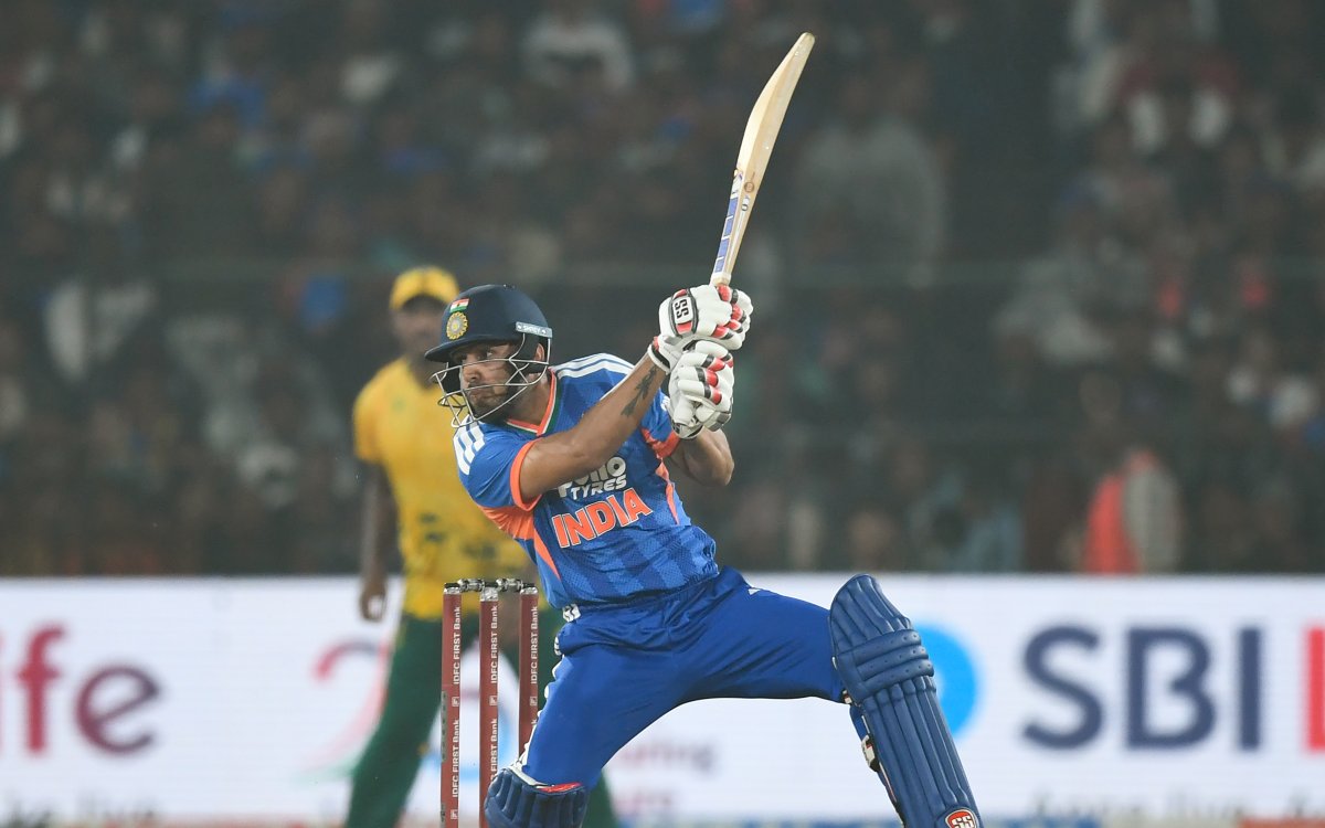 T20 WC 2026: 'Dropping Gill and Jitesh Sharma, I didn’t see it coming', says Dinesh Karthik