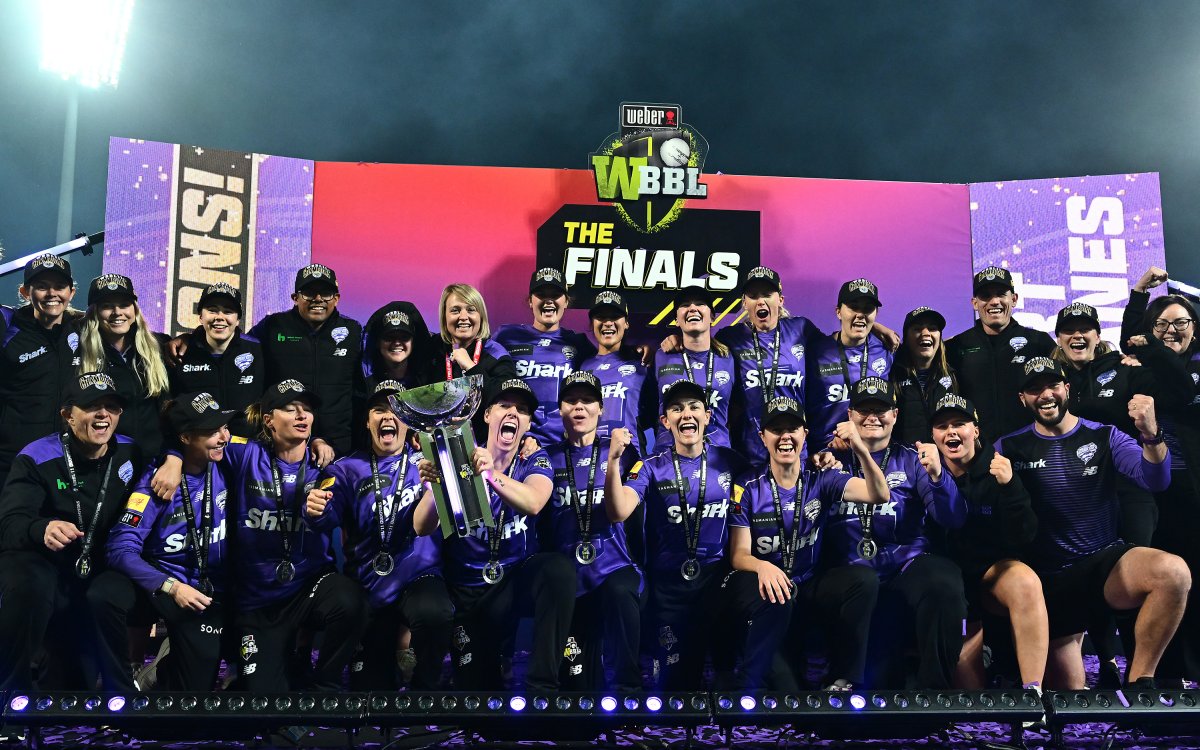 WBBL 2025: Lizelle Lee scripts history as Hobart Hurricanes lift maiden title