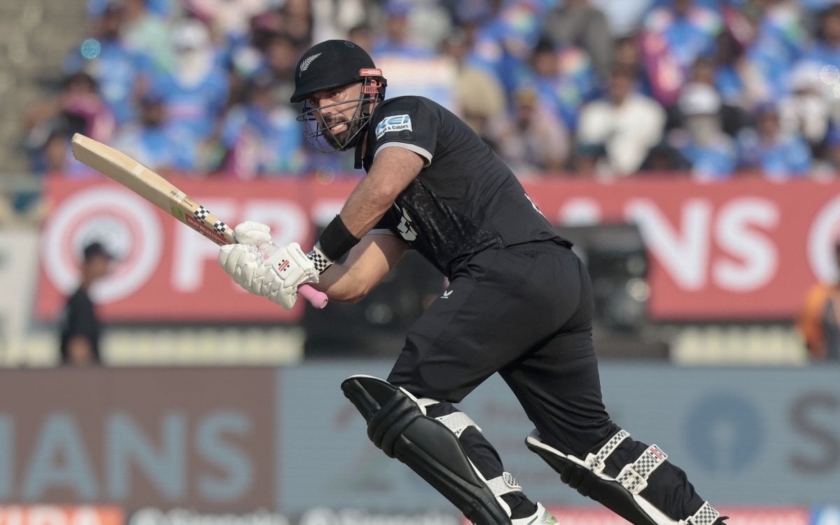 1st ODI: Daryl Mitchell’s 84 helps New Zealand set 301-run target for India