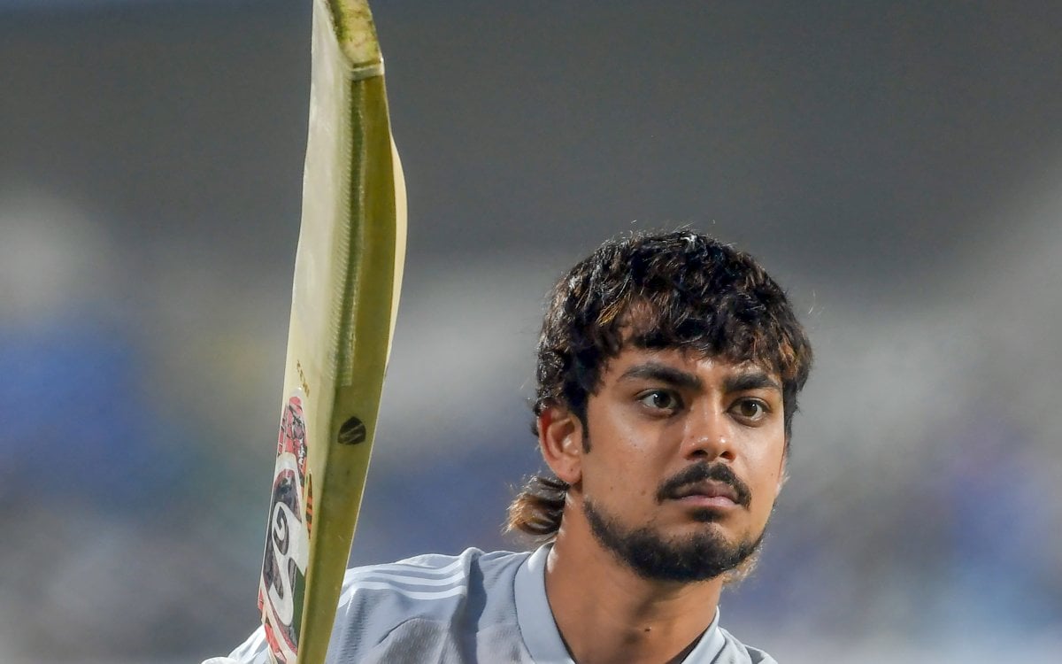 5th T20I: Axar, Ishan, Varun return as India elect to bat first against New Zealand