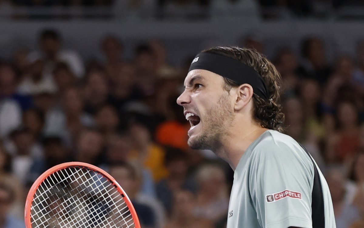 Aus Open: Americans Shelton, Fritz secure a spot in last 16