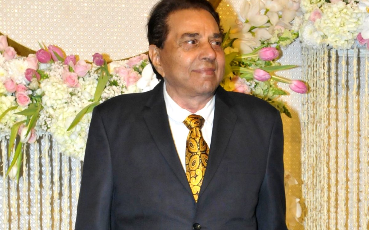 Dharmendra, Achuthanandan awarded Padma Vibhushan, Harmanpreet, Rohit Sharma get Padma Shris